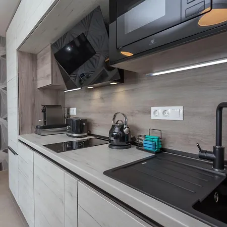 Grey House Apartment Bol Exterior photo